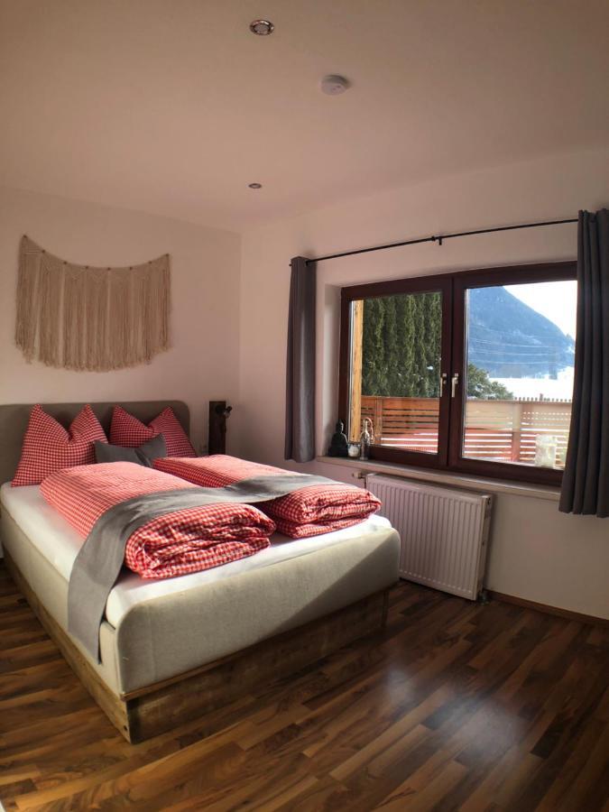 M's Wood Apartment