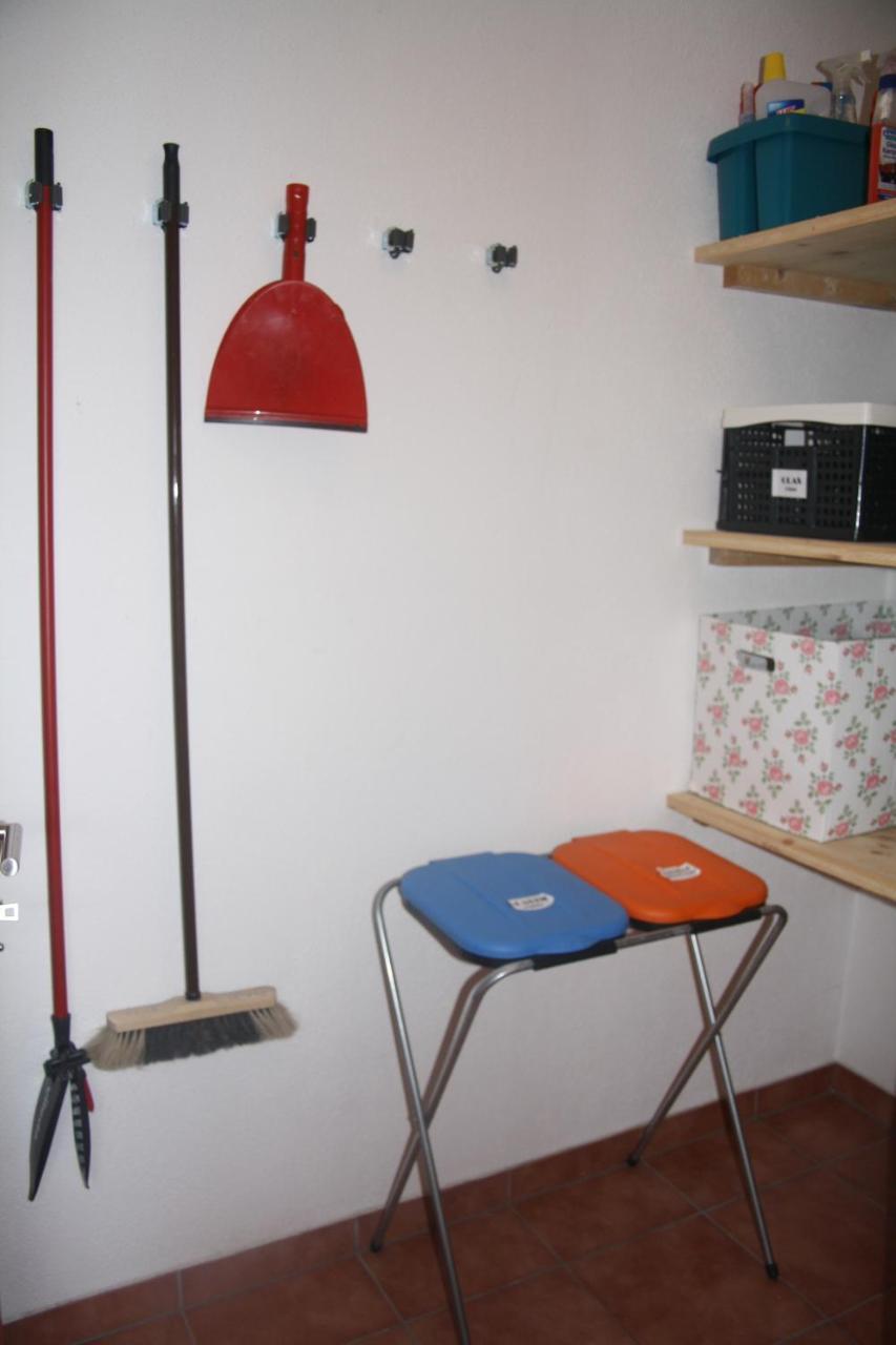 Apartment M's Wood